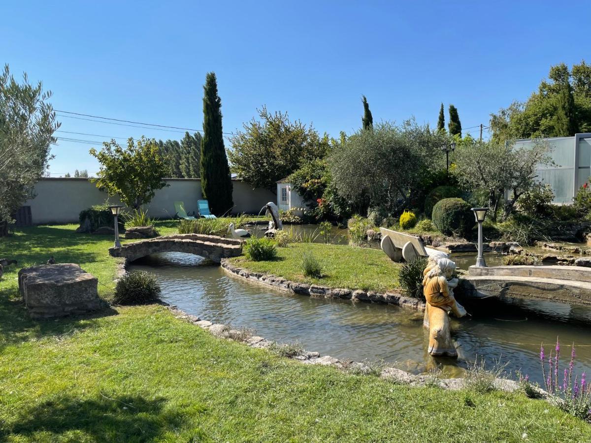 Studio Les Petits Lutins Entraigues-sur-la-Sorgue Екстер'єр фото