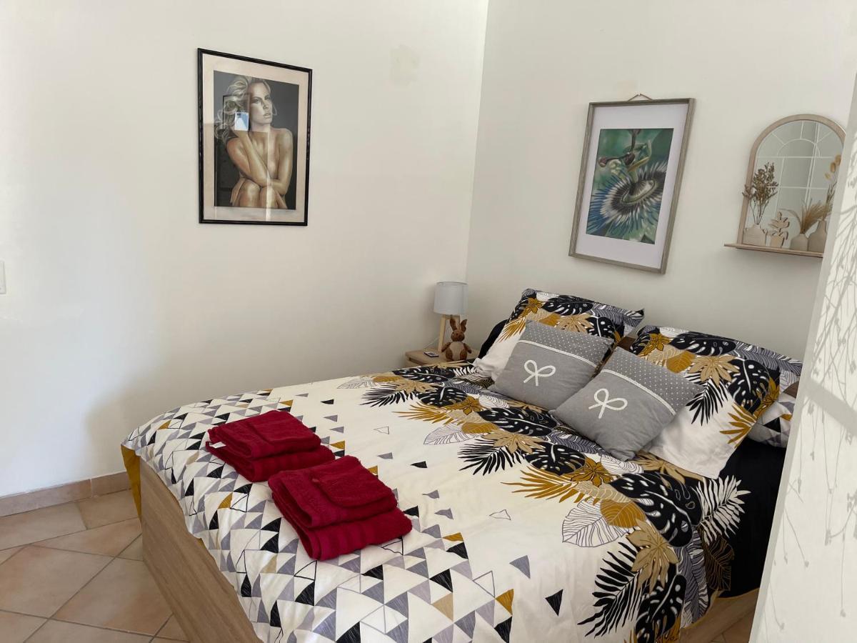 Studio Les Petits Lutins Entraigues-sur-la-Sorgue Екстер'єр фото