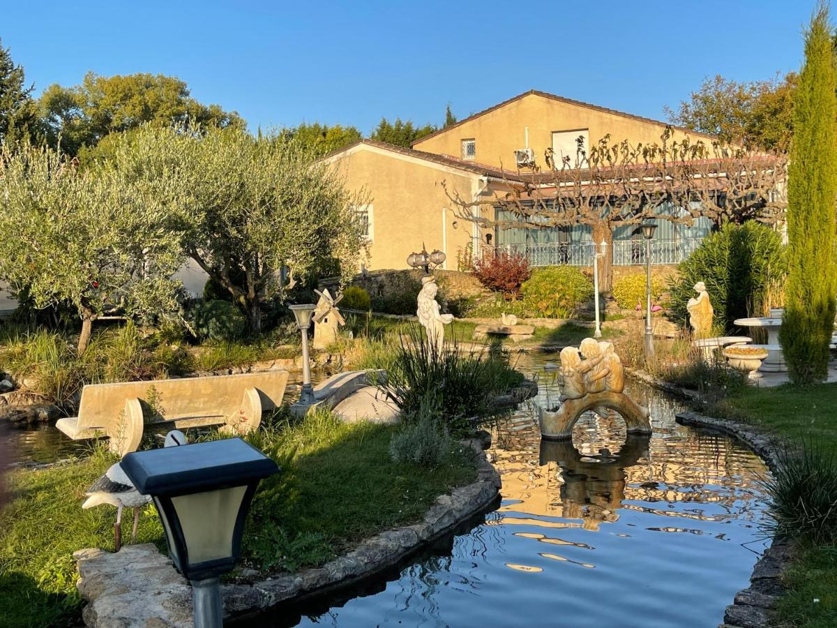 Studio Les Petits Lutins Entraigues-sur-la-Sorgue Екстер'єр фото