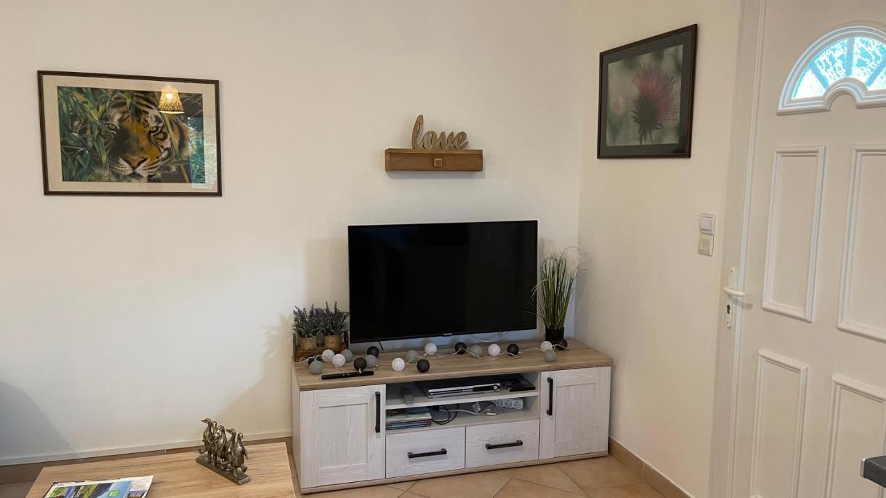 Studio Les Petits Lutins Entraigues-sur-la-Sorgue Екстер'єр фото
